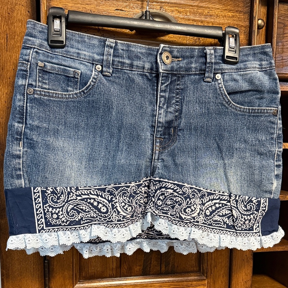 Bandolino Blue Denim Mini Skirt with Bandana Trim